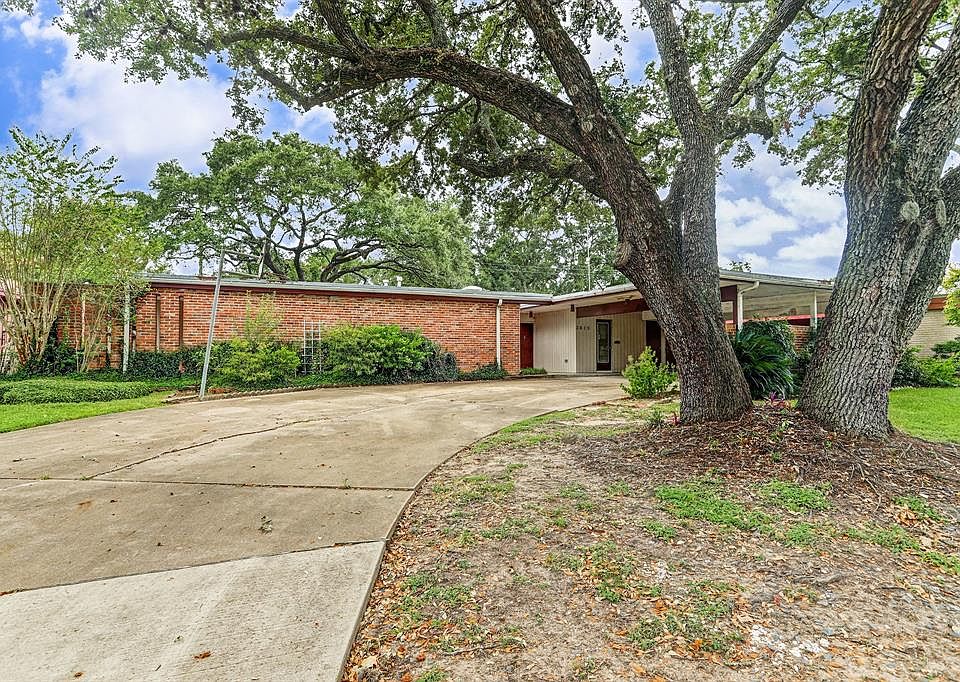 1st image of 3615 S Braeswood Blvd
