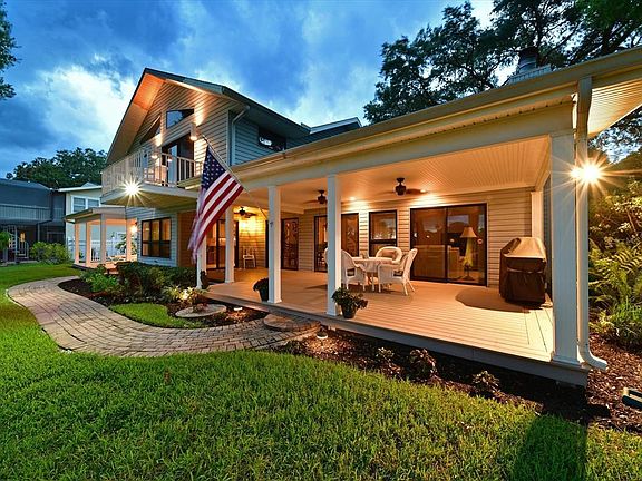 4th image of 3705 Avenida Madera