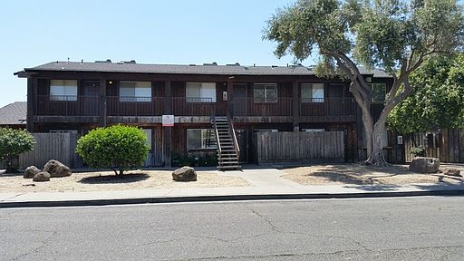 1st image of 654 Cedar Ave