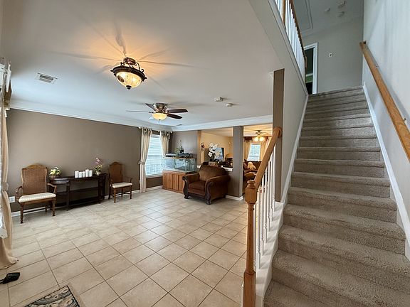 5th image of 10400 Glenburn Ln