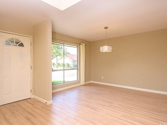 3rd image of 16115 Village 16