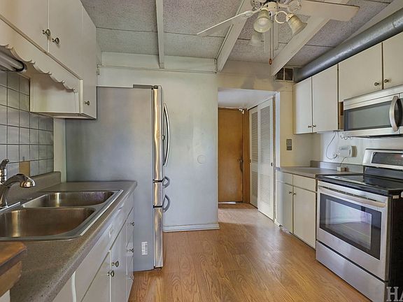 4th image of 2400 Hyde Park Ave