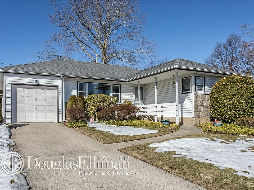 1st image of 894 Iris Dr