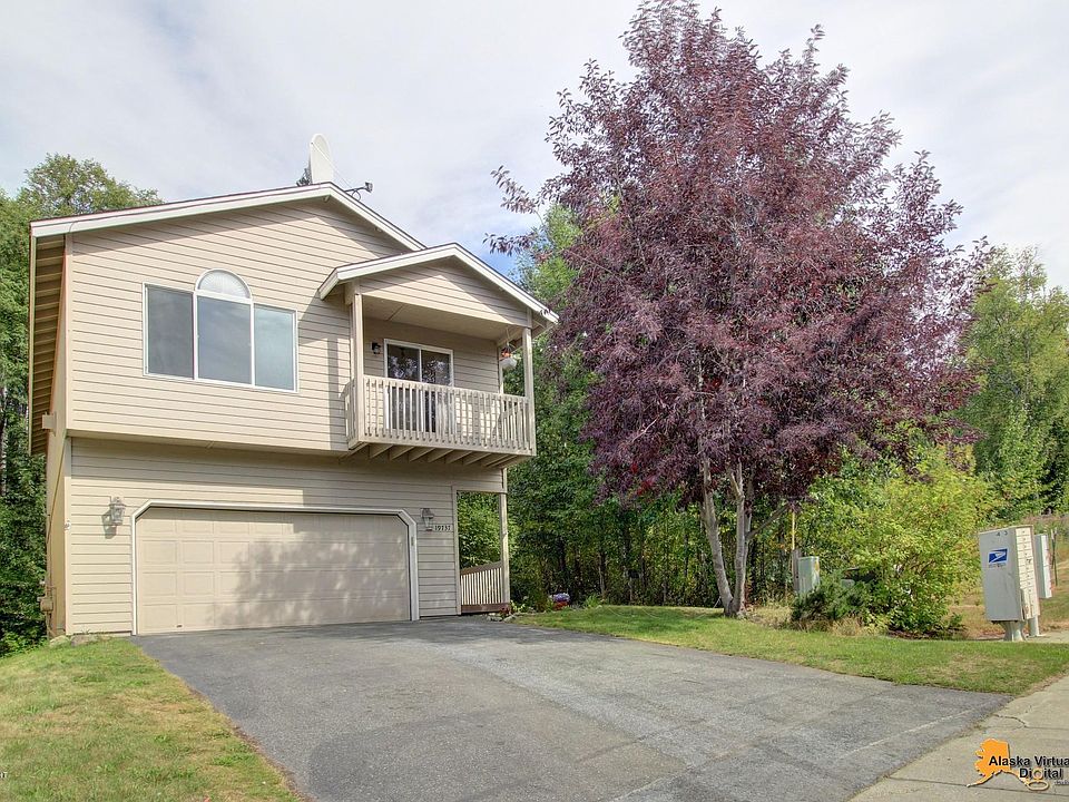 1st image of 19737 Highland Ridge Dr