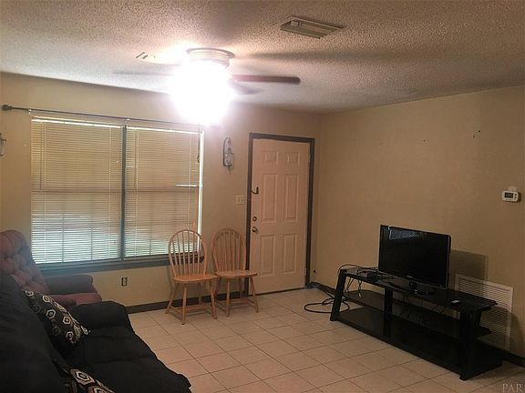 3rd image of 107 Moody Ln