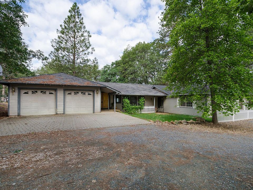 1st image of 940 Cumorah Ct