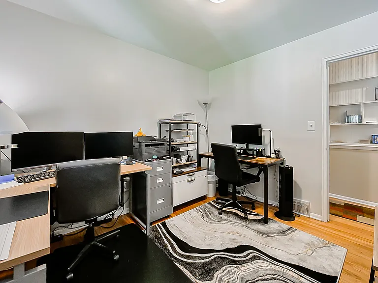 29221 Mark Ave — Photo 9