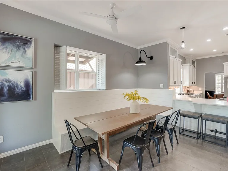 2305 Clearview Ct — Photo 11