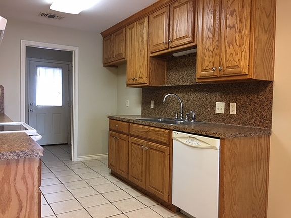 5th image of 300 W Emma St