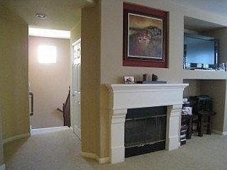 4th image of 2067 Mary Helen Ln