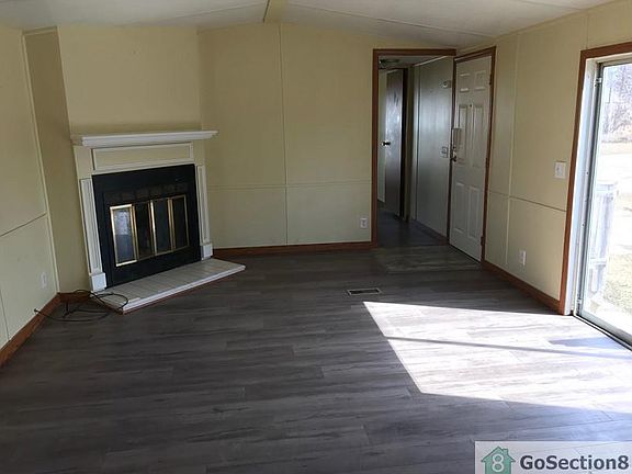 4th image of 2426 Decker Dr