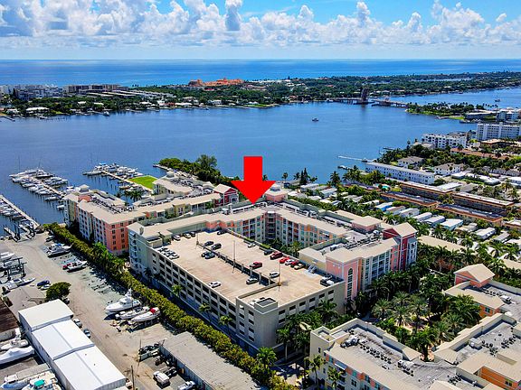 2nd image of 804 E Windward Way APT 319