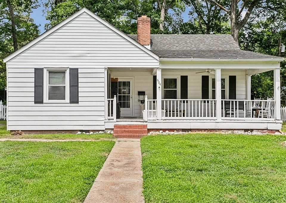 1st image of 604 Hammond Street