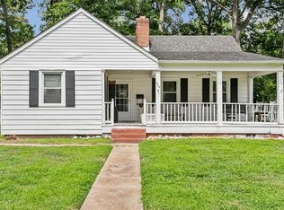 604 Hammond St, Newport News, VA 23601