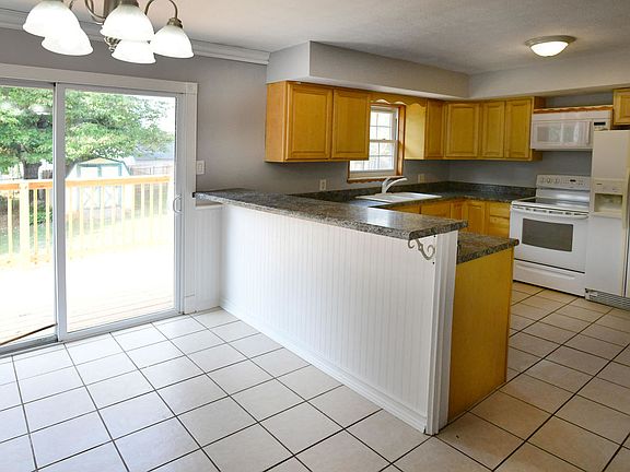 5th image of 7813 Sweet Ln