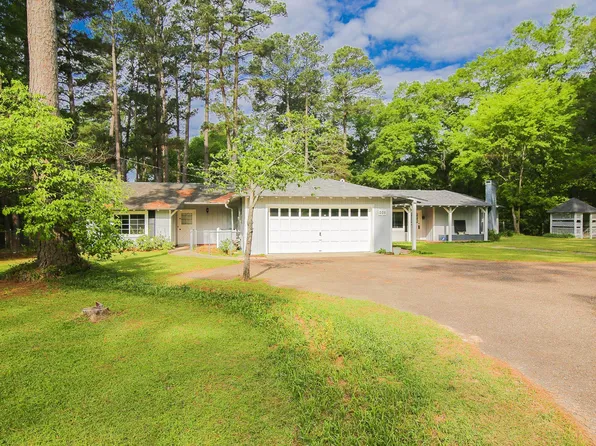 205 Furrh Ave, Marshall, TX 75672