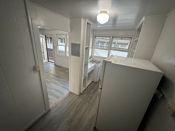 5th image of 428 Olohana St APT 3