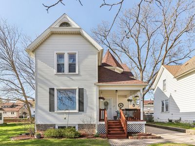 114 East Washington STREET, West Bend, WI, 53095