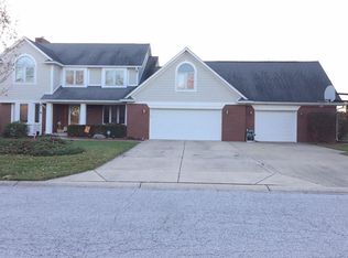 1144 Foxford Dr, Avon, IN 46123