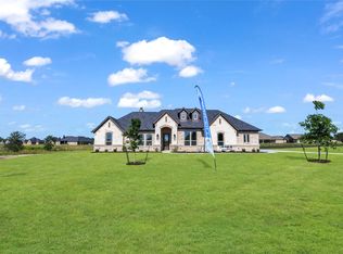 624 Gatlin Pass, Azle, TX 76020