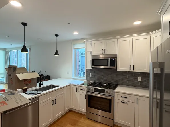 175 Gove St #4, Boston, MA 02128