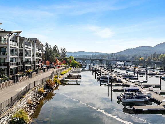 4th image of 415 W Waterside Dr APT 102