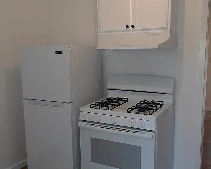 2517 E Harding Way — Photo 4