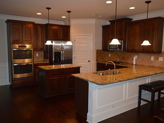5th image of 3807 Stonecreek Cir