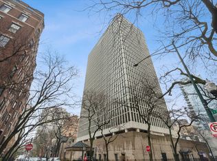 1 E Scott St APT 1112, Chicago, IL