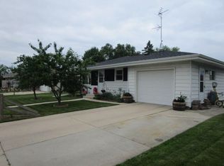 2719 S 20th St, Sheboygan, WI 53081