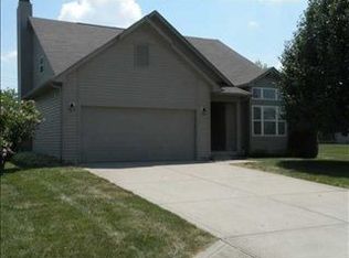14909 Windmill Dr, Carmel, IN 46033