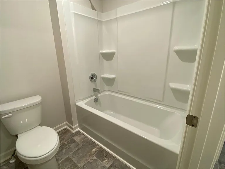 2715 Piper Dr — Photo 17