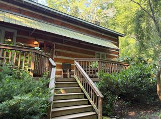 32 Fiddlers Cv, Waynesville, NC 28785