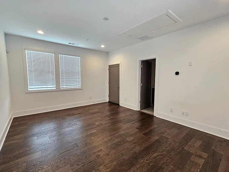 1337 Fairmont Ave NW — Photo 20