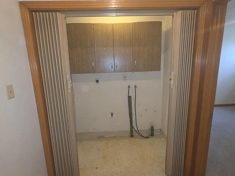 600 Henderson Ave #1 — Photo 4