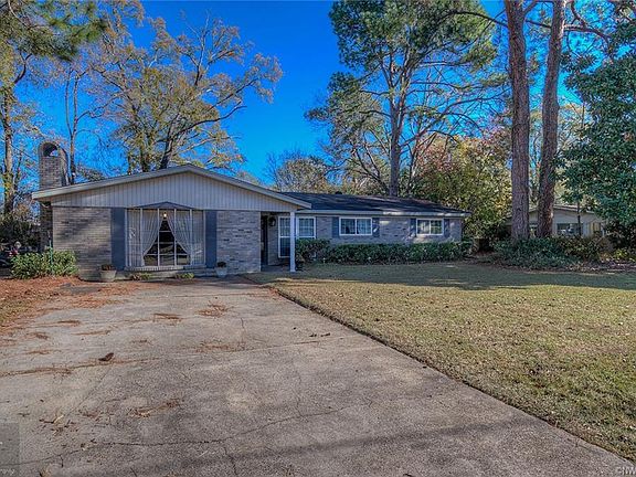 2nd image of 3842 Cornell Dr
