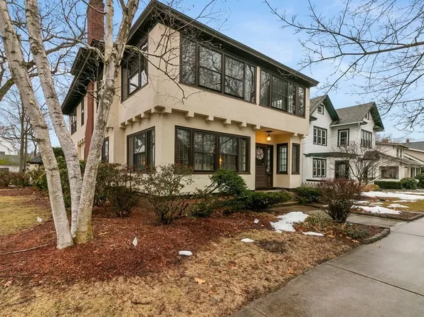 97 Roseland Ter, Longmeadow, MA 01106