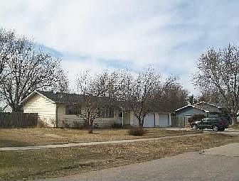 1st image of 120 Beachwood Dr