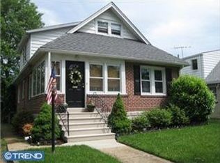 2007 Sycamore St, Haddon Heights, NJ 08035