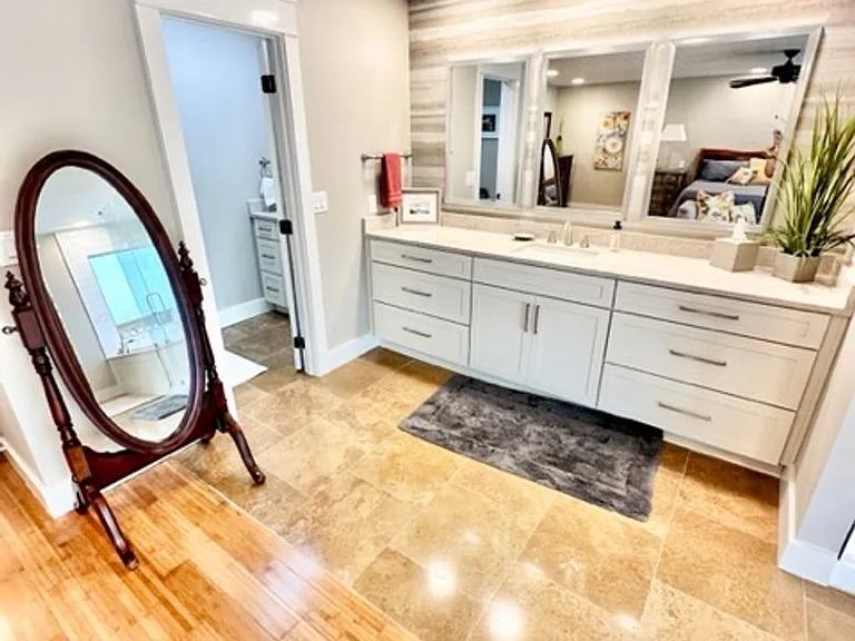 910 Santa Rosa Blvd — Photo 30