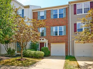 42987 Center St, Chantilly, VA 20152
