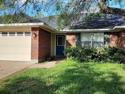 712 2nd St, Cuero, TX, 77954