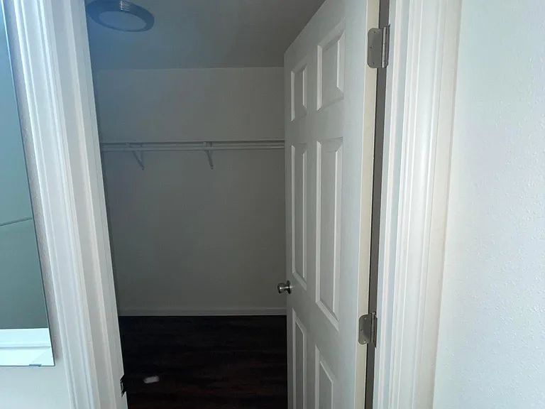 Forest View Apartments — Photo 10