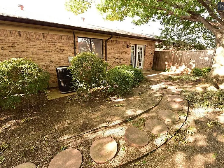 2216 Placid Dr — Photo 14