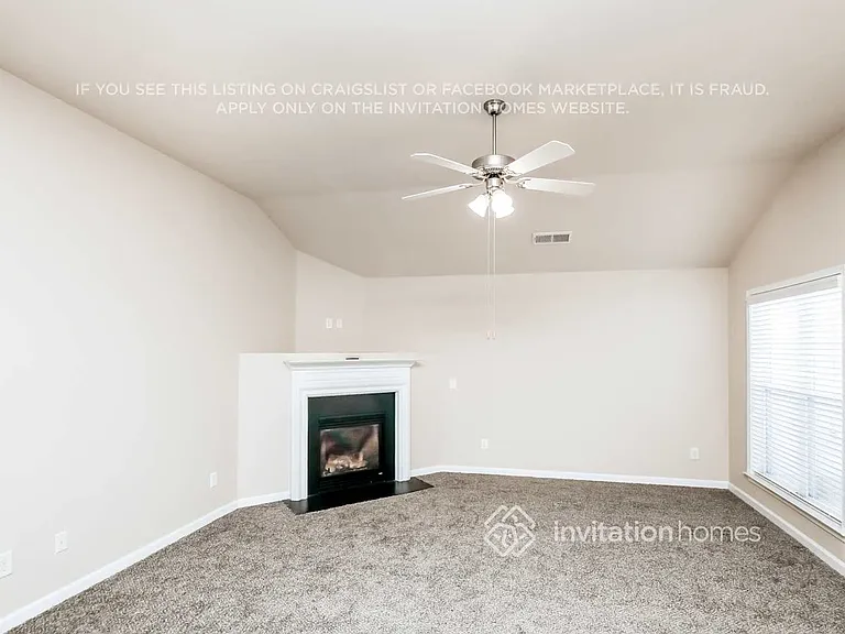351 Highland Falls Dr — Photo 2