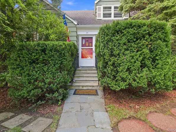26 Reynolds Place, Scarsdale, NY 10583
