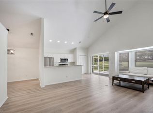 2122 Morning Sun Ln, Naples, FL 34119