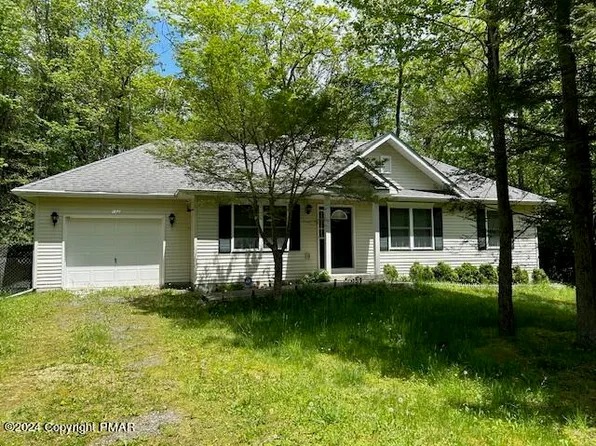 102 Doe Ln, Tobyhanna, PA 18466
