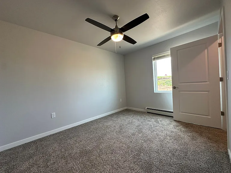 204 E Express Way — Photo 27