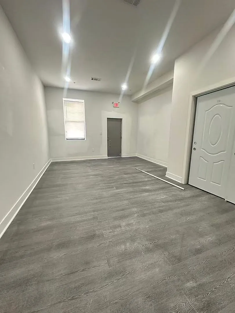 4629 Frankford Ave — Photo 4